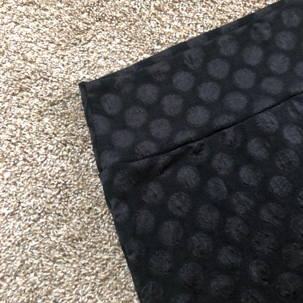 LULAROE NWT Solid Black Cassie Skirt w/ Polka Dots